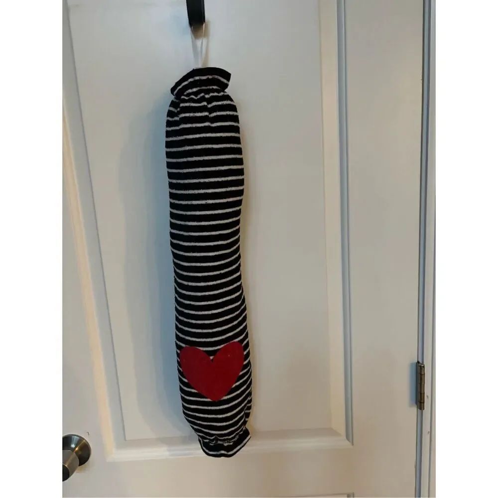 Handmade Plastic Bag Holder-Black/white with red heart